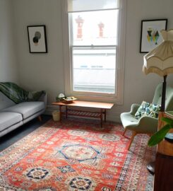 Tammy Dickinson – Psychotherapist working in Mt Eden, Auckland & online