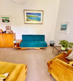Beautiful rooms for rent in established Ponsonby practice