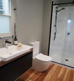Self-contained Therapy Room in Grey Lynn