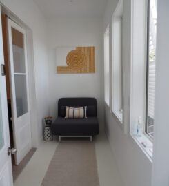 Self-contained Therapy Room in Grey Lynn