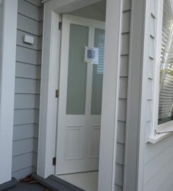 Self-contained Therapy Room in Grey Lynn